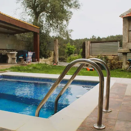 Chalet Casa Rustica O Busto Pontevedra